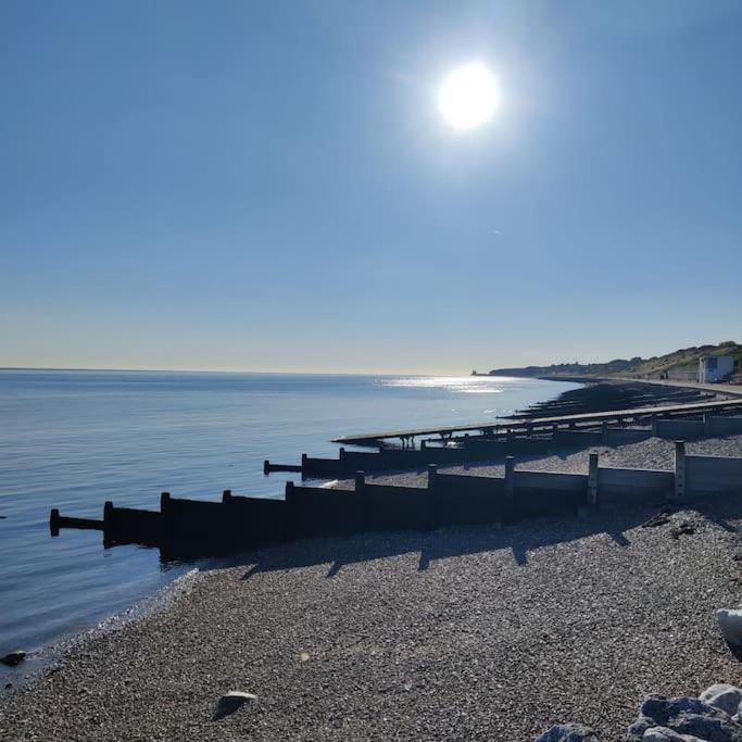Escape To The Coast In A Luxurious Private Apartment Herne Bay Kültér fotó
