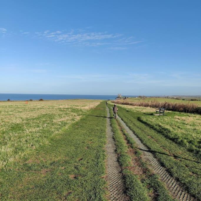 Escape To The Coast In A Luxurious Private Apartment Herne Bay Kültér fotó
